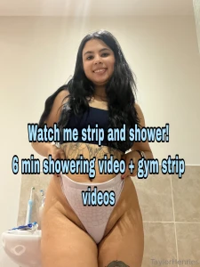 Post-workout shower selfies with the gym girl sweaty yet sexy enjoy