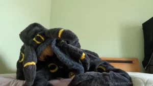 Welcome to another umbreon breeding video gt _ lt i can t get enough