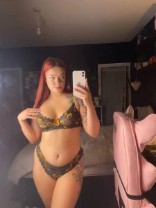 Would you fuck me in front of this mirror be honest