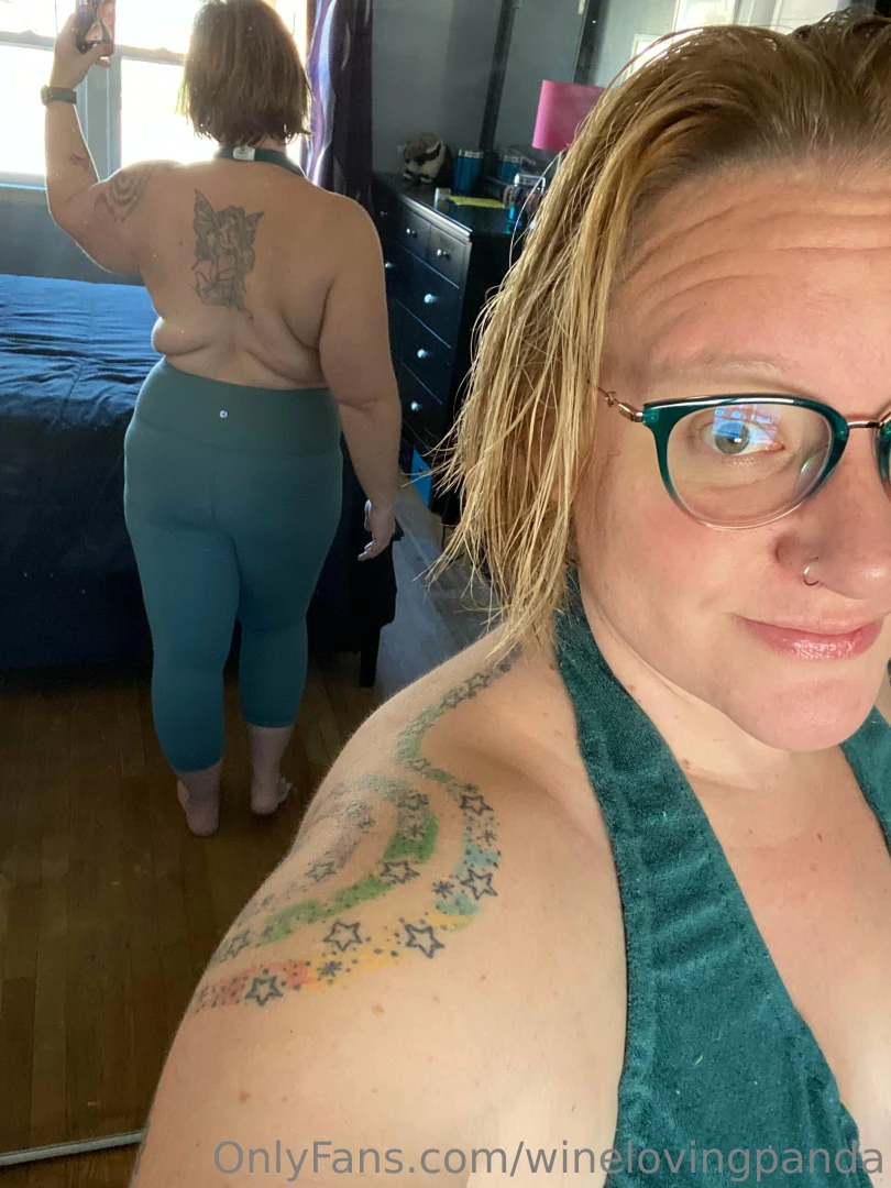 I love how sexy a tight pair of leggings is especially right after a 