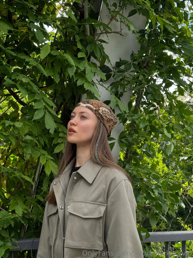 Kinda wanna start filming little vlogs maybe even micro ones just 