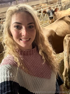 Hello from us i hope you have had a good start to the week