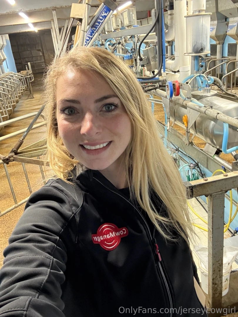 I hope you are out enjoying the sunshine i am stuck inside this 