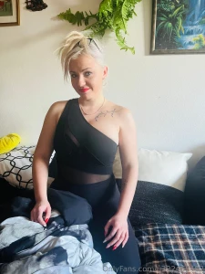 Dneska se bude slavit ern je dobr