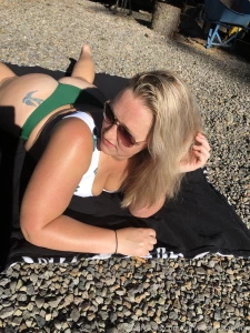Wanna tan with me part 3