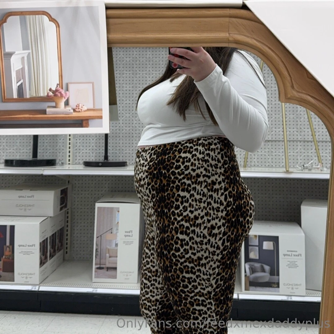 Caught a glimpse of myself in target and i love being fat in public part 2 