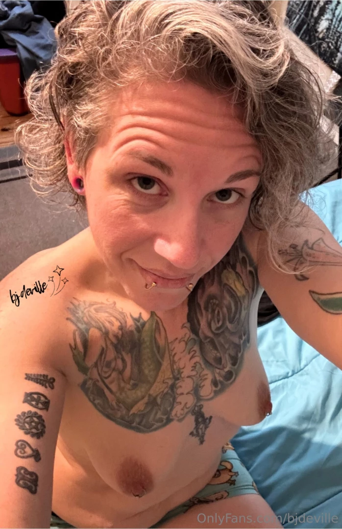 I don t want to go to work i just want to take naked pics of myself to part 2 