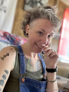 Happy friday my funky pervs