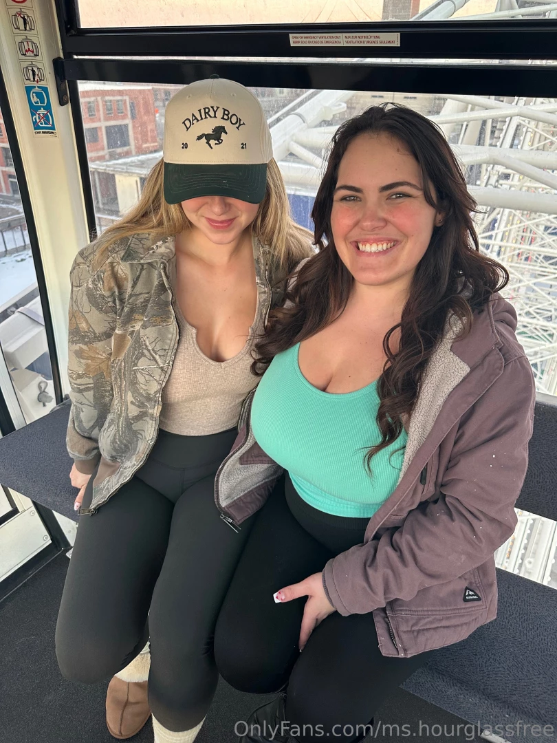 Get ready at 4pm today i ll be posting my newest double ended dildo 