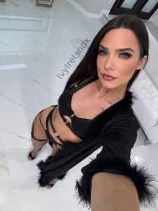 Who wants more behind the scenes shoots