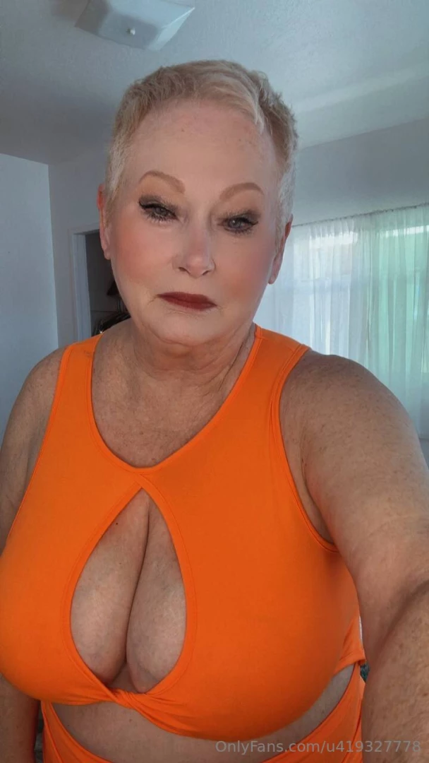 Feeling horny like me msg me part 69 