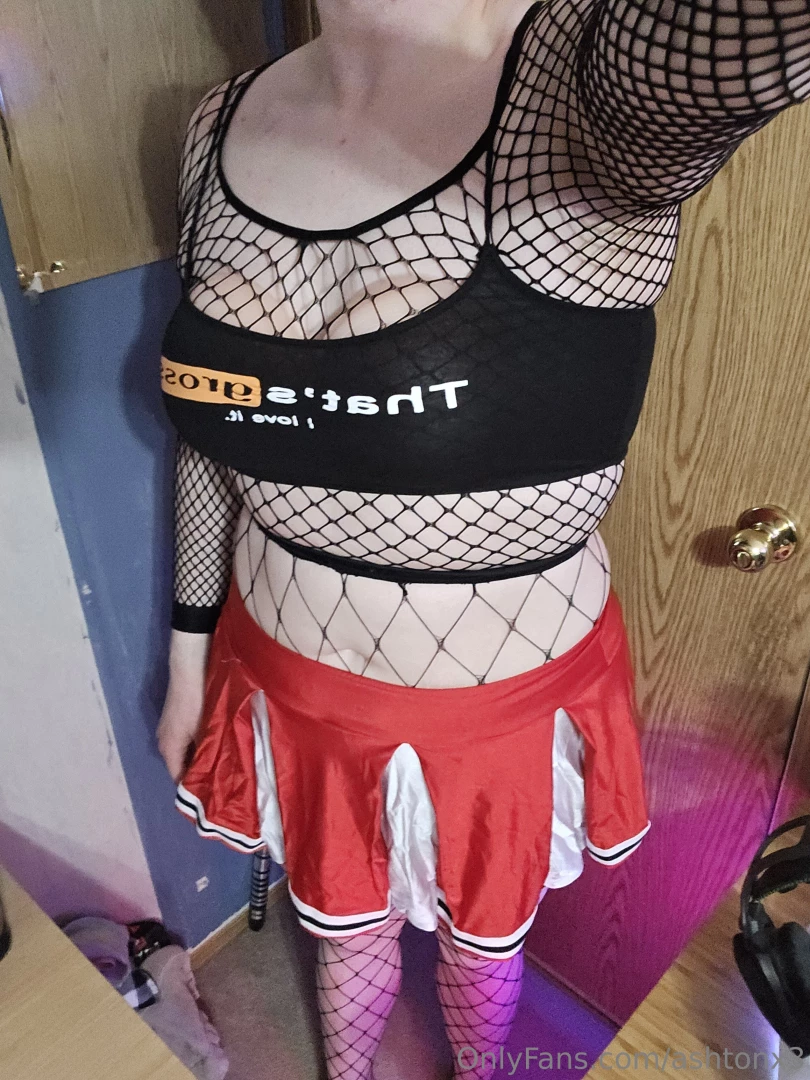 Can i be your slutty girl 