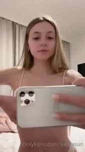 Sharing with you the moment of creating my hot photos