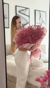 Is it true that flowers make this photo perfect