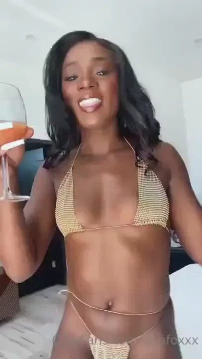 Who s turning tf up with me today buy me a drink - 10 get a lap dance 