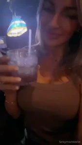 Be a gentleman and buy your girl a drink i wanna toast to u babyyyyy