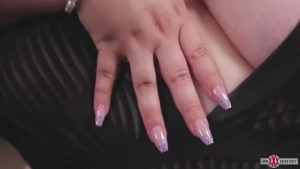 Meet allie j sparks a college student struggling to make ends meet