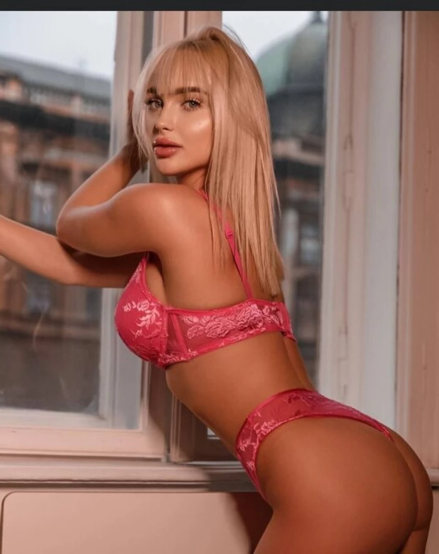 Your 18-year-old girl with big tits yourfavbarbie_vip her exquisite part 6 