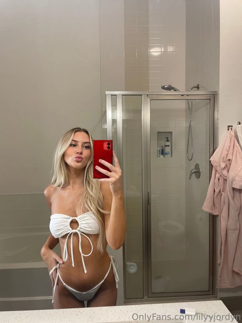 Lilyyjordynenjoy this sweet gentle angel lilyyjordyn she loves to part 69 
