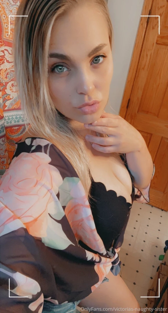 Hi loves i ve missed you all so much i wanted to let you know i m back 