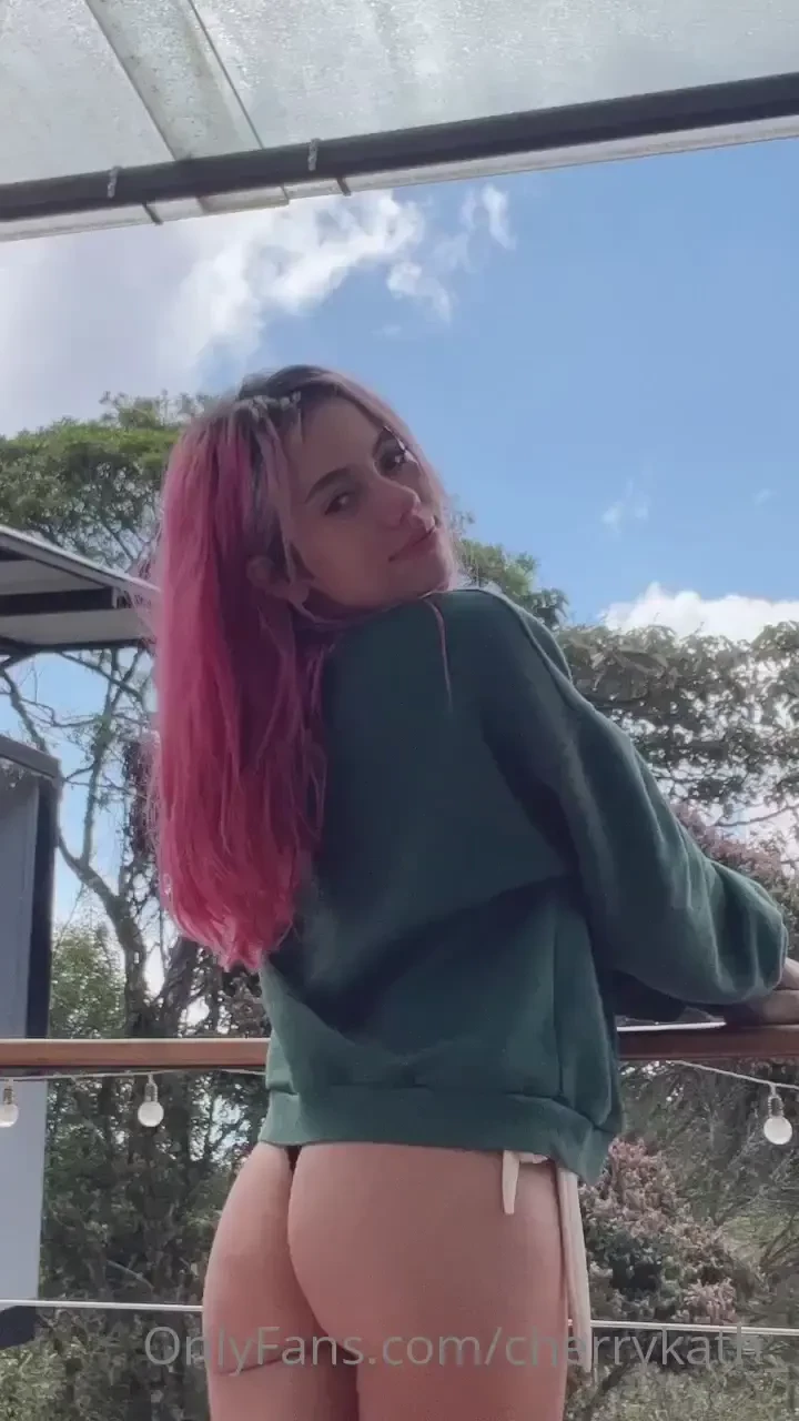 Kiss or spank let me know ur answer on dm 