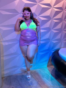 Look the posts with padlocks are really hot part 1