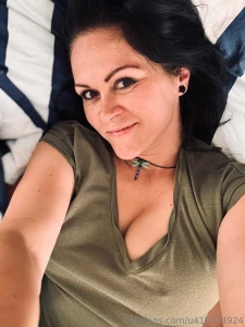 Touch me and than you kiss me