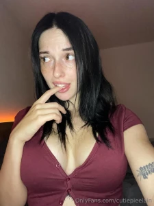 What do u think about my freckles or does my boobs distract u part 1