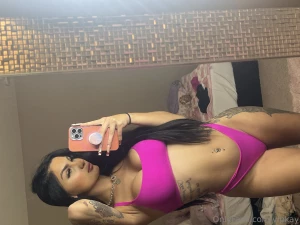 Message me if you want me to gagg on your dick part 1