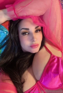 Happy monday what are your plans this week survey says you should sign