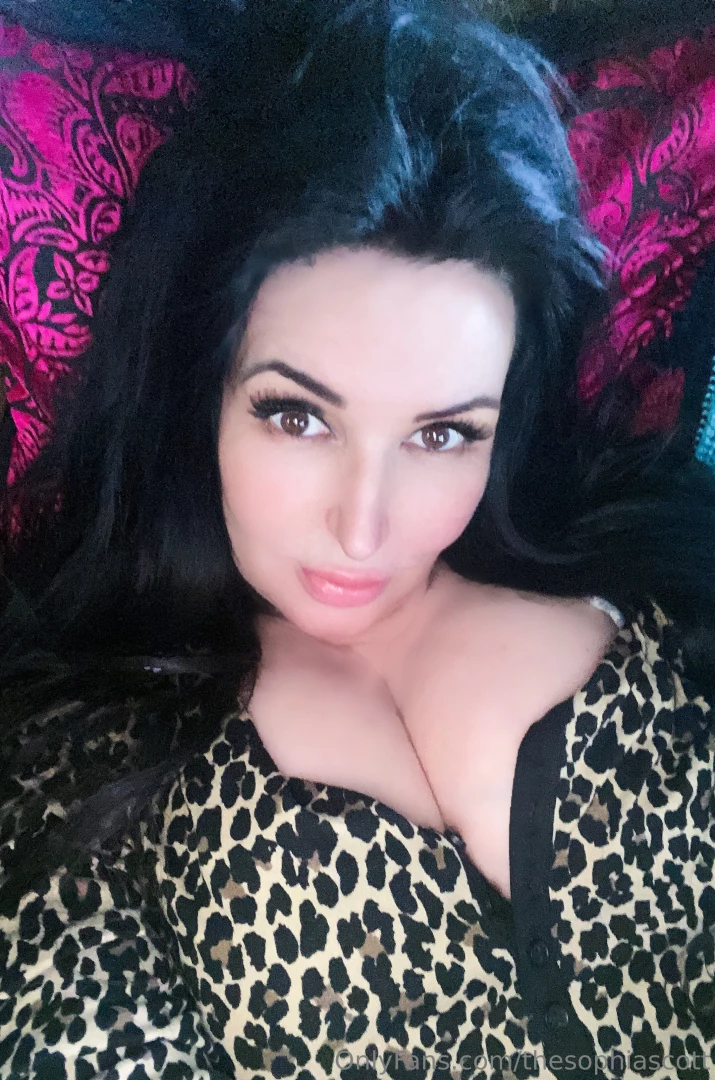 I m still offering a 55 discount on my paid page for the month of june 