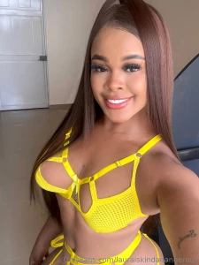 Lmaoooo the color is giving but the design is giving part 1