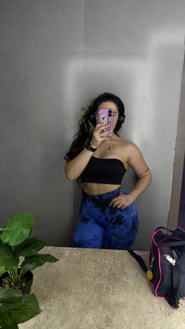 Today at the gym hope you have a great weekend guys part 2 