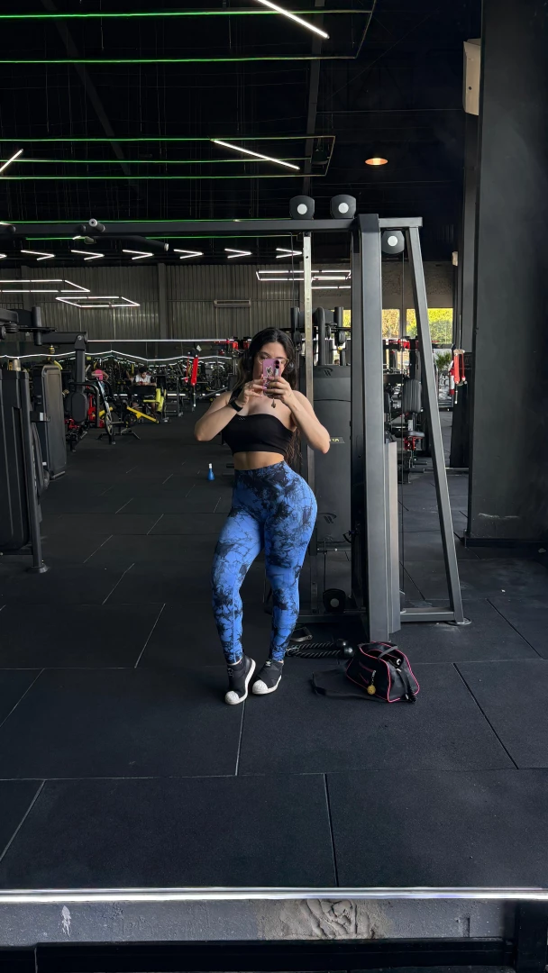 Today at the gym hope you have a great weekend guys part 1 