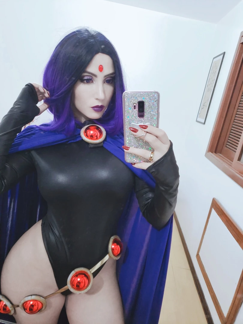 Should i post more cosplay content here i feel like i ve been posting 