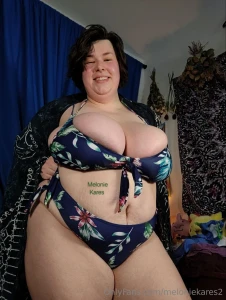 Come see the full bikini set plus some clips to come on my main page part 1