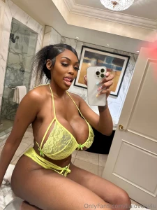 Woodmorning fellas happy thursday should i go live today