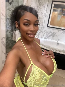 Woodmorning fellas happy thursday should i go live today part 1