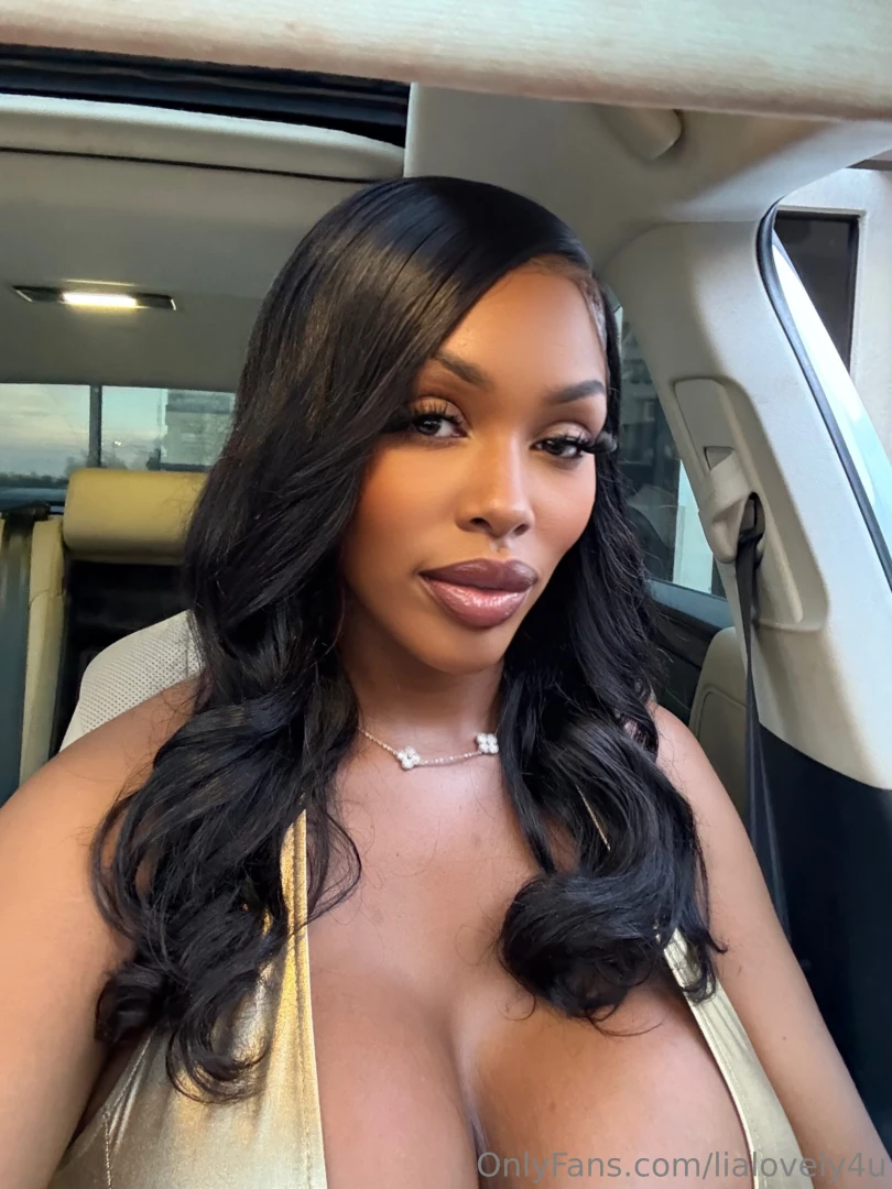 Who wants to do video calls and see my big bimbo tits live and in part 2 