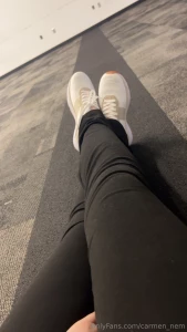 Sleep deprived asfff but i found a dinosaur lmao part 1