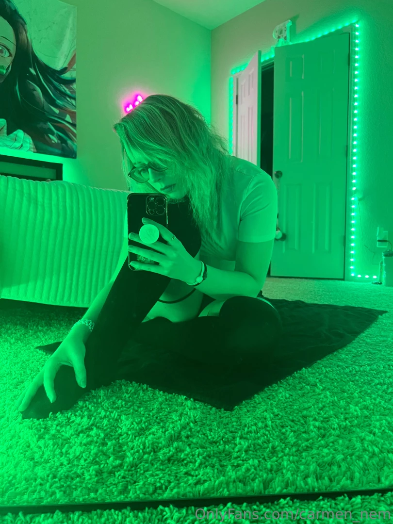 Are you subbed to my paid account c 