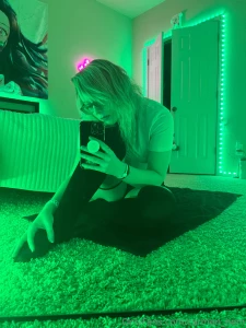 Are you subbed to my paid account c