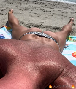 Minimizing the tan lines part 1