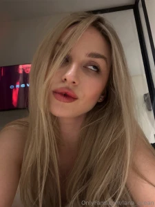 Hi i ve reorganized my feed now under the labels anal squirt and pussy