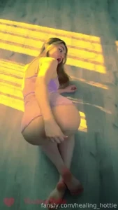 Love the sun rays on this one perfectly stretched asshole assfuck ass