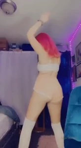 You like it when i shake it part 1