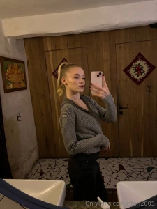 What do you think is the cutest thing about me and what do you think