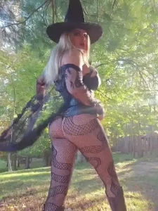 Mmmm fall into my web