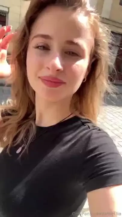 Walk through the old town 