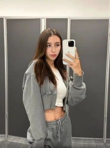 Hot girl iisabella_love this innocent cutie iisabella_love loves to part 11